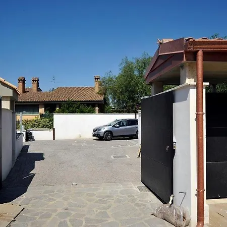 Swimmingpool Villa Rome